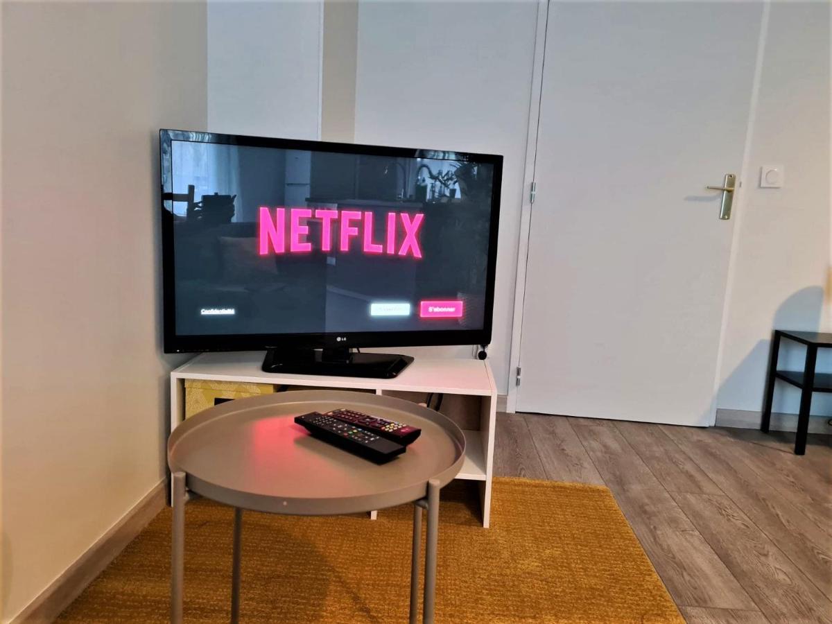 Grand Studio Lyon Villeurbanne Proche Metro - Wifi Esterno foto